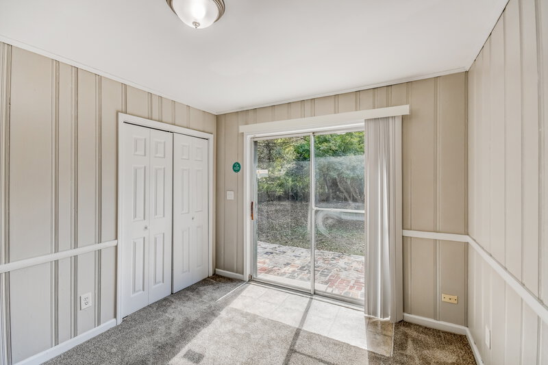 1,170/Mo, 1217 Five Mile Road Birmingham, AL 35215 Office View