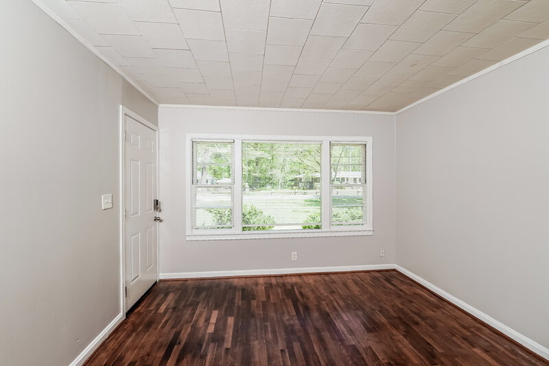 1,240/Mo, 711 Sunny Lane Drive Center Point, AL 35215 Living Room View