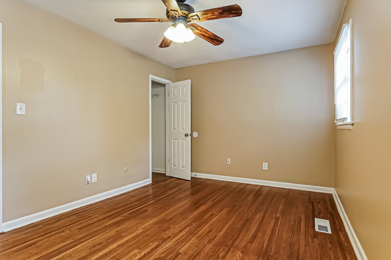 1,535/Mo, 1505 Bobolink Lane Birmingham, AL 35215 Bedroom View 2