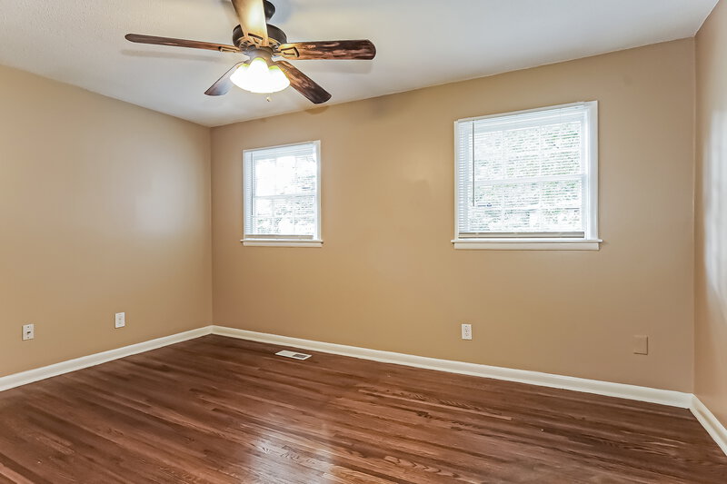 1,535/Mo, 1505 Bobolink Lane Birmingham, AL 35215 Bedroom View 3