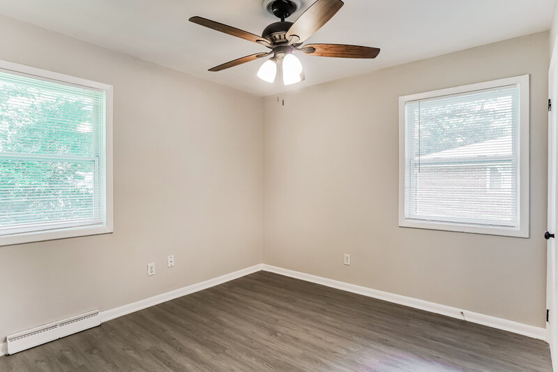 1,345/Mo, 748 Barclay Lane Birmingham, AL 35206 Main Bedroom View