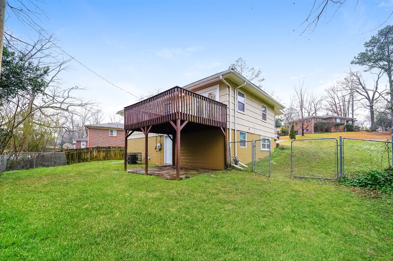 1,345/Mo, 748 Barclay Lane Birmingham, AL 35206 Rear View 2