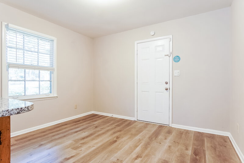 1,345/Mo, 1321 4th Way NW Center Point, AL 35215 Dining Room View