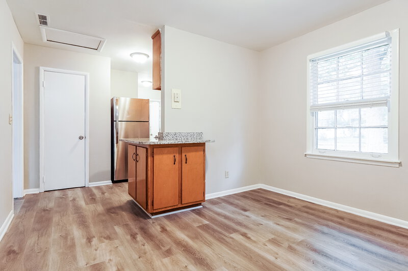 1,345/Mo, 1321 4th Way NW Center Point, AL 35215 Dining Room View 2