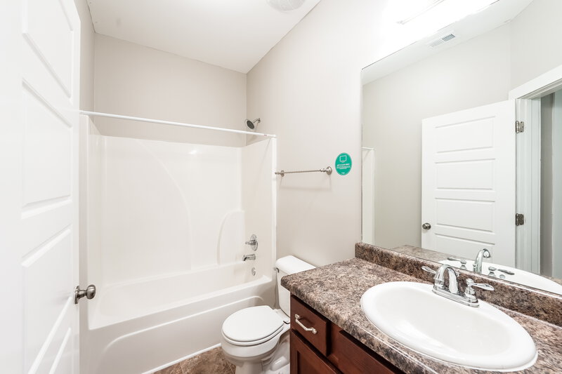 1,385/Mo, 840 Kent Dr Odenville, AL 35120 Bathroom View