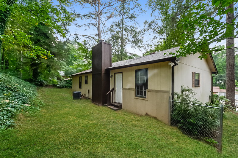 1,275/Mo, 3137 Cobblestone Dr Birmingham, AL 35215 Rear View