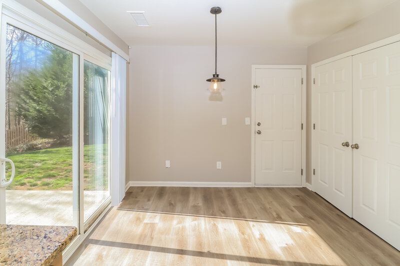 2,970/Mo, 8448 Angwin Pl Charlotte, NC 28262 Breakfast Nook View