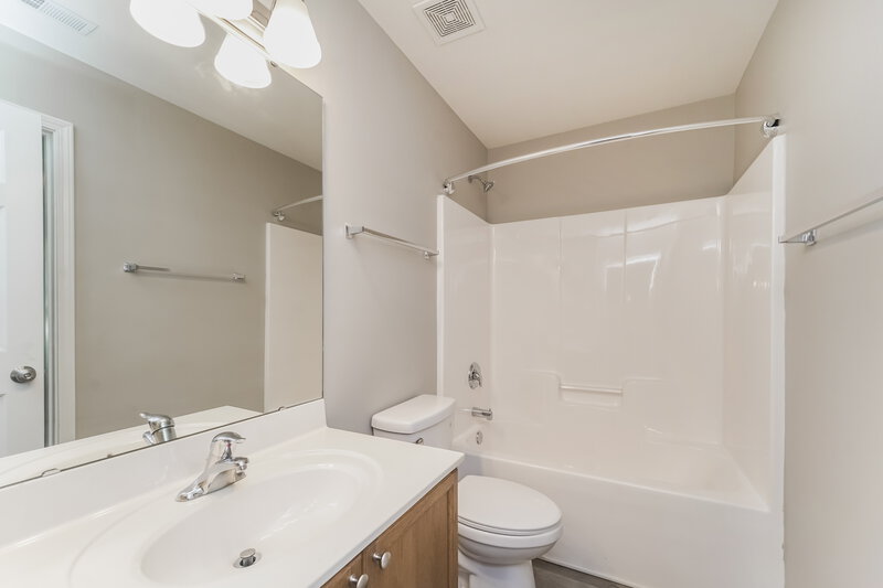 1,805/Mo, 161 Shephard Hill Dr Mooresville, NC 28115 Bathroom View