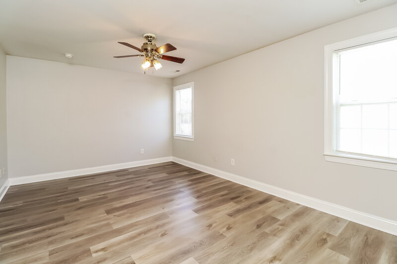 2,175/Mo, 6015 Timbertop Ln Charlotte, NC 28215 Main Bedroom View