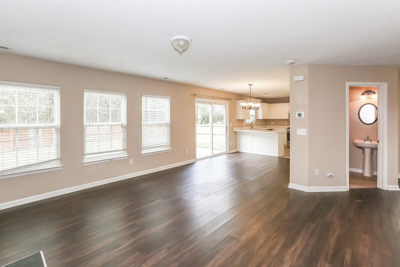 1,995/Mo, 8810 Laurel Run Dr Charlotte, NC 28269 Dining Room View 2