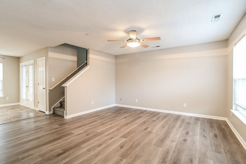 1,880/Mo, 14327 O Casey Ln Charlotte, NC 28213 Living Room View 2