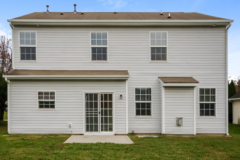 2,000/Mo, 4920 Lifeline Ln Charlotte, NC 28278 Rear View