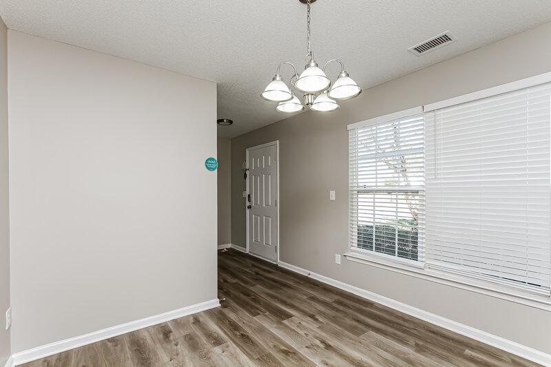 2,220/Mo, 8534 Appledale Dr Charlotte, NC 28262 Dining Room View