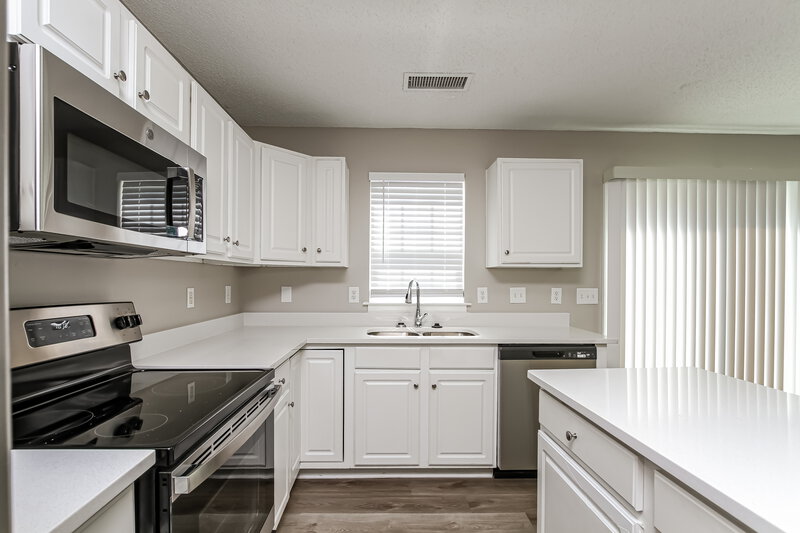 2,220/Mo, 8534 Appledale Dr Charlotte, NC 28262 Kitchen View