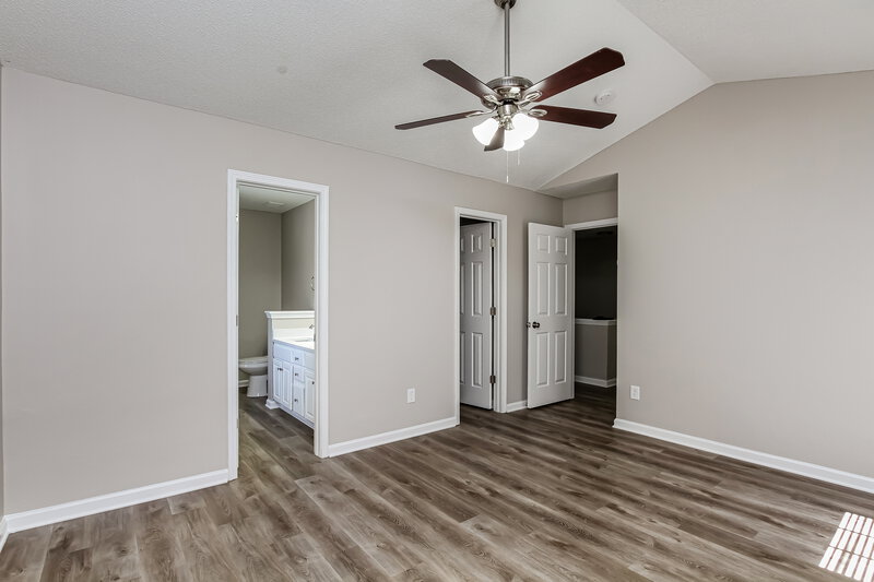 2,220/Mo, 8534 Appledale Dr Charlotte, NC 28262 Main Bedroom View 2