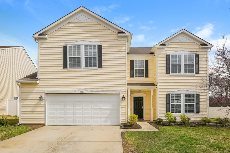 2,755/Mo, 5581 Hammermill Dr Harrisburg, NC 28075 External View