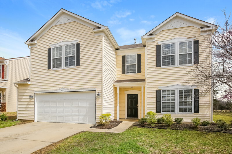 2,755/Mo, 5581 Hammermill Dr Harrisburg, NC 28075 Front View