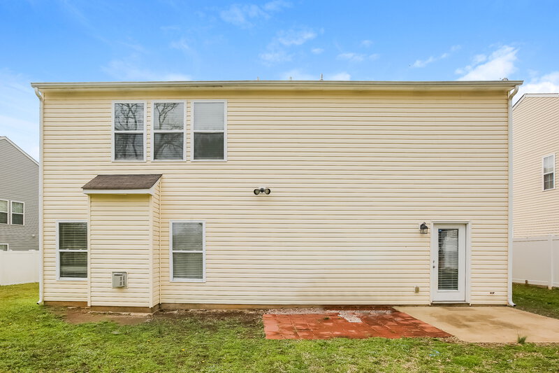 2,755/Mo, 5581 Hammermill Dr Harrisburg, NC 28075 Rear View 2