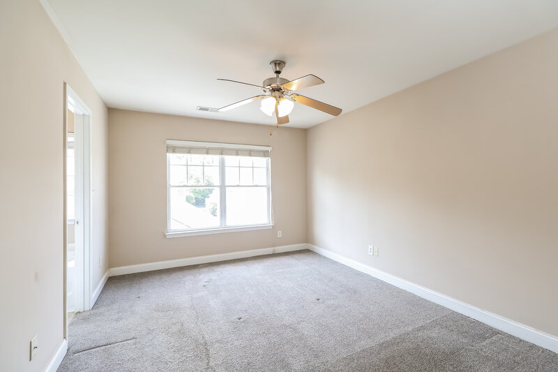 2,020/Mo, 13768 Aldenbrook Dr Huntersville, NC 28078 Main Bedroom View 2