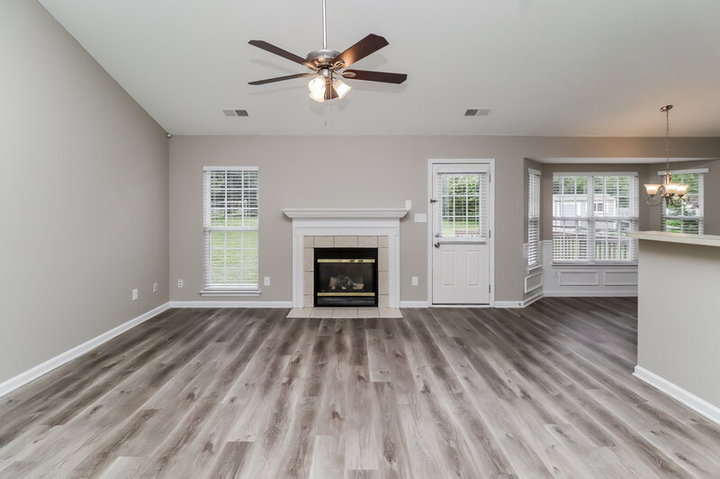 1,980/Mo, 103 Milroy Ln Mooresville, NC 28115 Living Room View