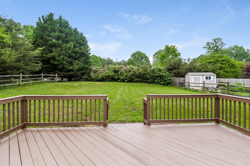 1,980/Mo, 103 Milroy Ln Mooresville, NC 28115 Deck View