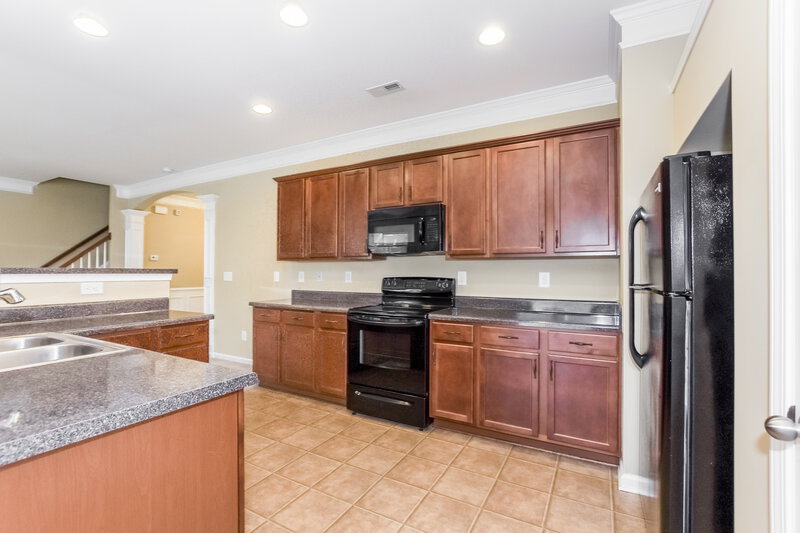 2,550/Mo, 802 Rook Rd Charlotte, NC 28216 Kitchen View 2