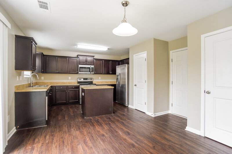 2,000/Mo, 1860 Greenbrook Trl Dallas, NC 28034 Breakfast Nook View