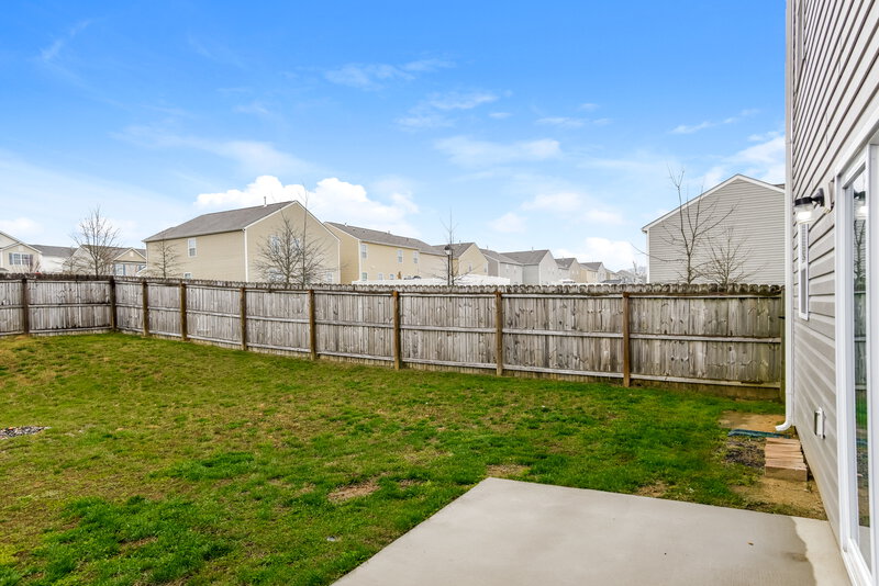 2,000/Mo, 1860 Greenbrook Trl Dallas, NC 28034 Exterior View