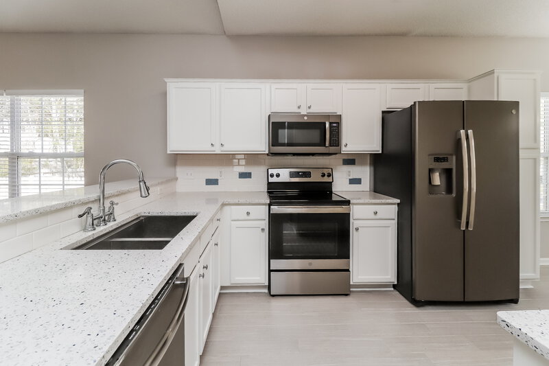 2,055/Mo, 110 Peterborough Dr Mooresville, NC 28115 Kitchen View 2