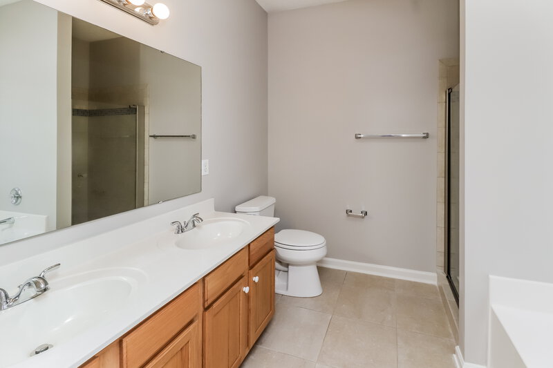 2,055/Mo, 110 Peterborough Dr Mooresville, NC 28115 Main Bathroom View