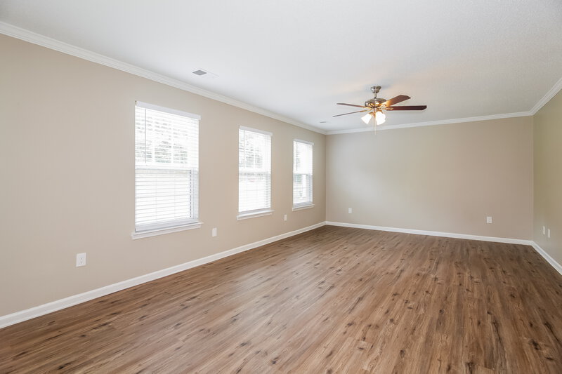 1,975/Mo, 5948 Pennycross Ln Charlotte, NC 28216 Living Room View