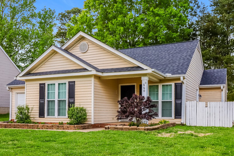 1,835/Mo, 660 Rebecca Jane Dr Mooresville, NC 28115 Front View 2