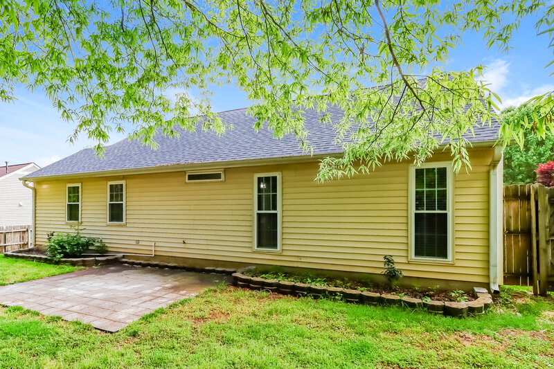 1,835/Mo, 660 Rebecca Jane Dr Mooresville, NC 28115 Rear View 3