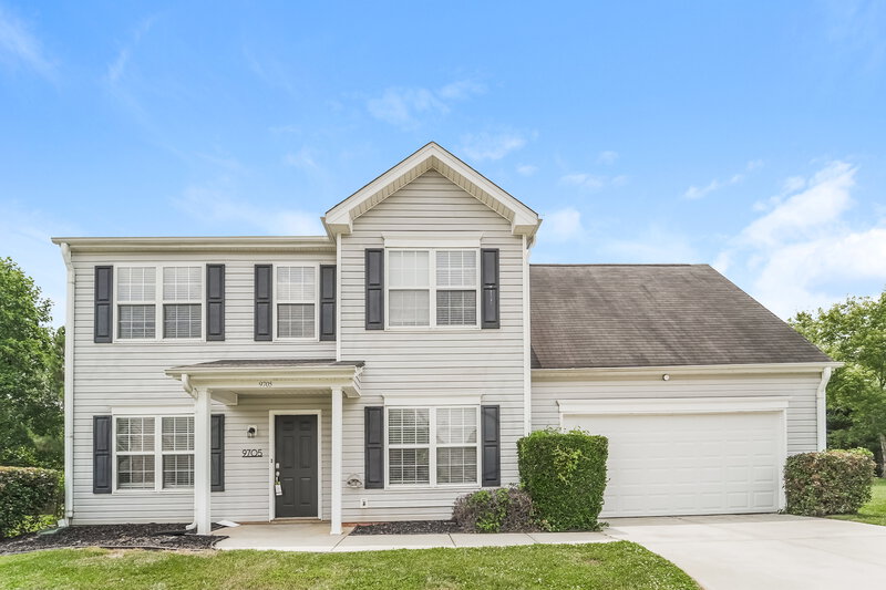 3,380/Mo, 9705 Avensong Crossing Dr Charlotte, NC 28215 External View