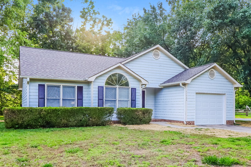 1,910/Mo, 11400 Red Hickory Ln Charlotte, NC 28273 Front View