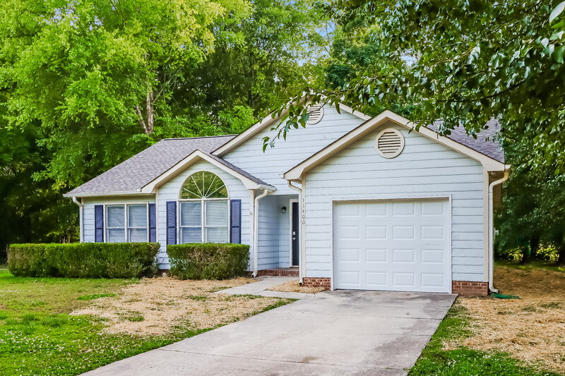 1,910/Mo, 11400 Red Hickory Ln Charlotte, NC 28273 Front View 2