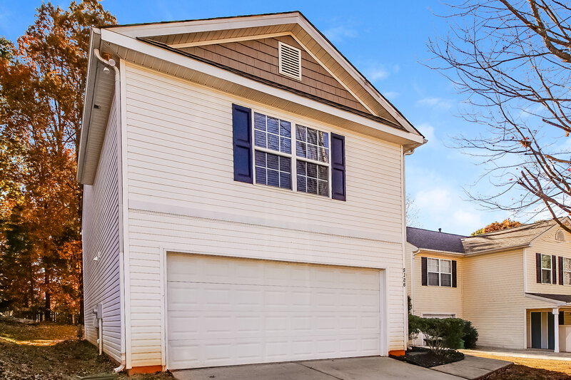 1,710/Mo, 5126 Grays Ridge Dr Charlotte, NC 28269 Front View 2