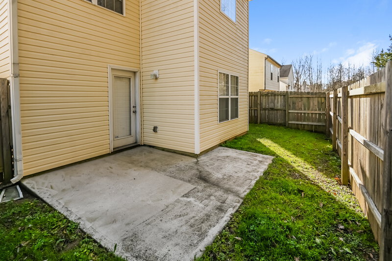 1,940/Mo, 5913 Brookfield Pointe Dr Charlotte, NC 28216 Rear View