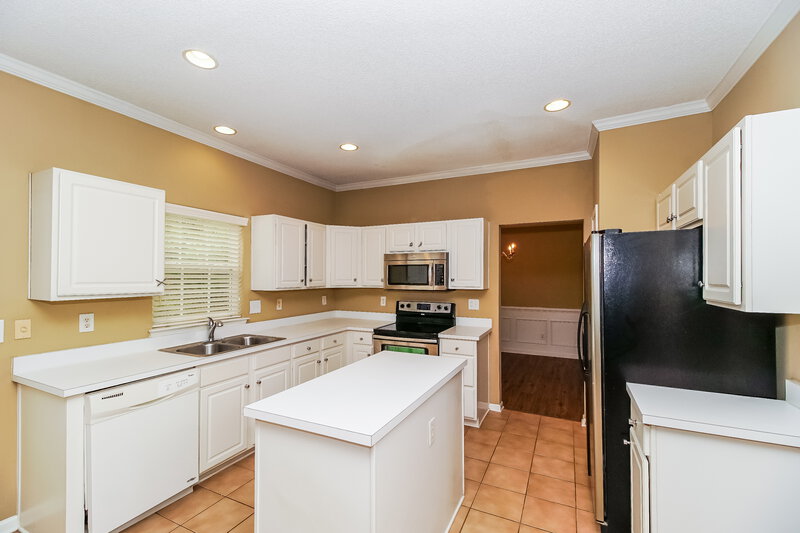 2,590/Mo, 8936 Coppermine Ln Charlotte, NC 28269 Kitchen View