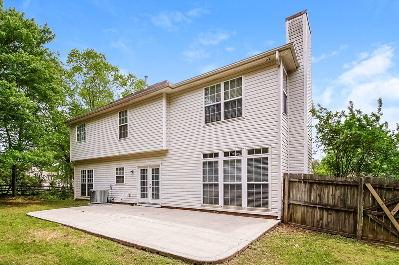 2,590/Mo, 8936 Coppermine Ln Charlotte, NC 28269 Rear View 3