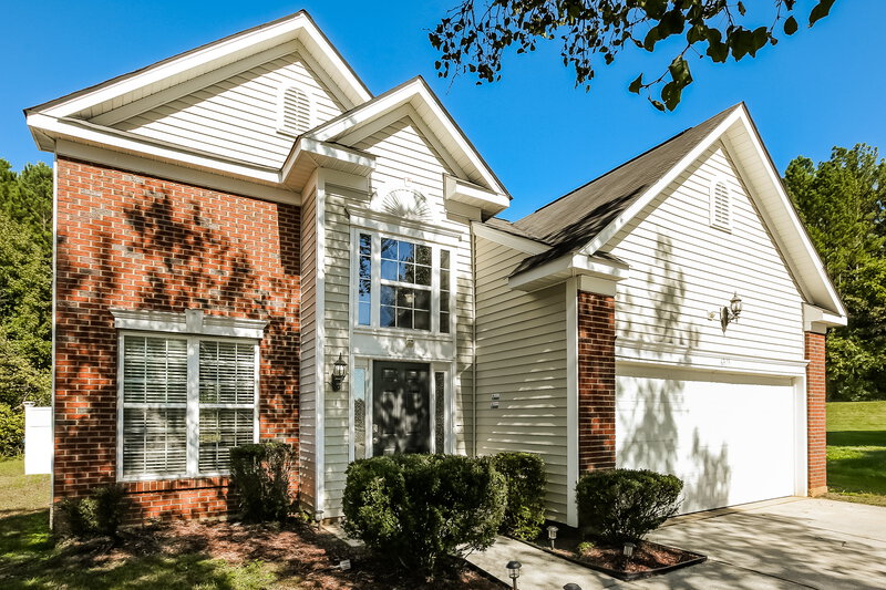 1,825/Mo, 6813 Babbling Brook Ln Concord, NC 28025 Front View 2