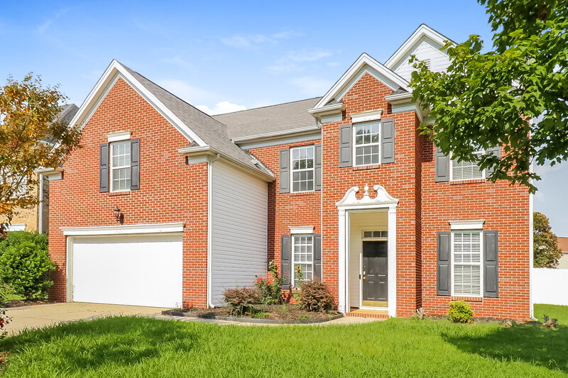 2,420/Mo, 15126 Callow Forest Dr Charlotte, NC 28273 Front View