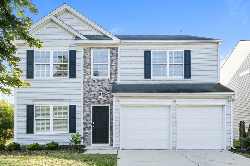 2,100/Mo, 10324 Wakerobin Ln Charlotte, NC 28213 External View
