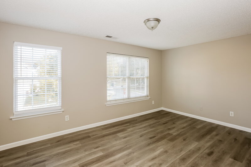 2,100/Mo, 10324 Wakerobin Ln Charlotte, NC 28213 Bedroom View 3