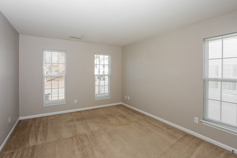 2,135/Mo, 9908 Spring Park Dr Charlotte, NC 28269 Bedroom View 2