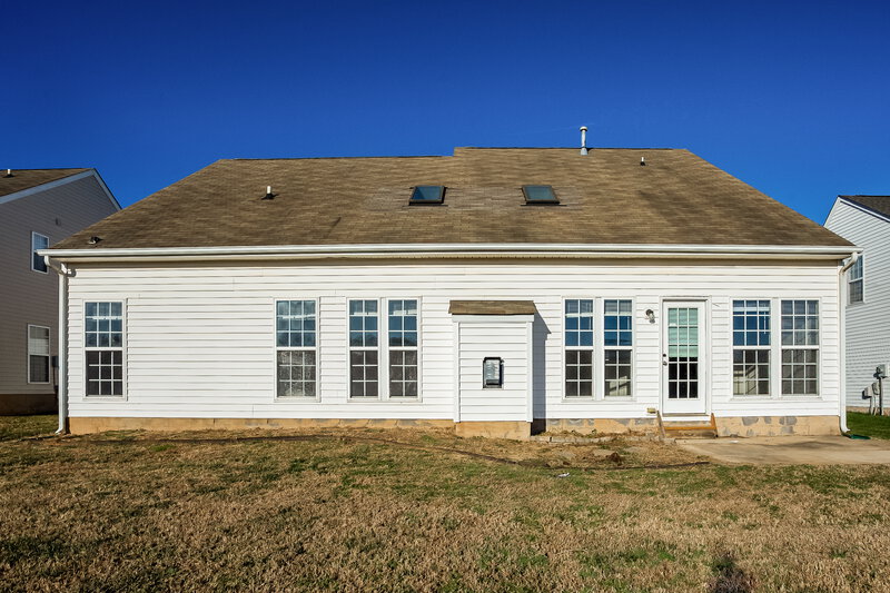 2,135/Mo, 9908 Spring Park Dr Charlotte, NC 28269 Rear View 2