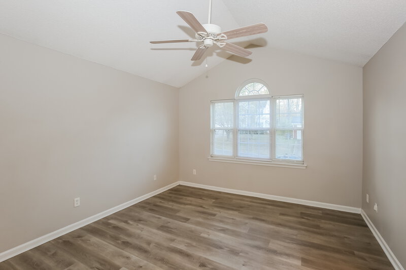 1,740/Mo, 7525 Grabill Dr Charlotte, NC 28269 Main Bedroom View 2