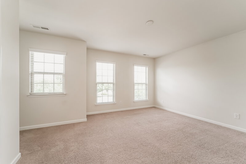 2,600/Mo, 15315 Fred Brown Rd Huntersville, NC 28078 Bedroom View 2