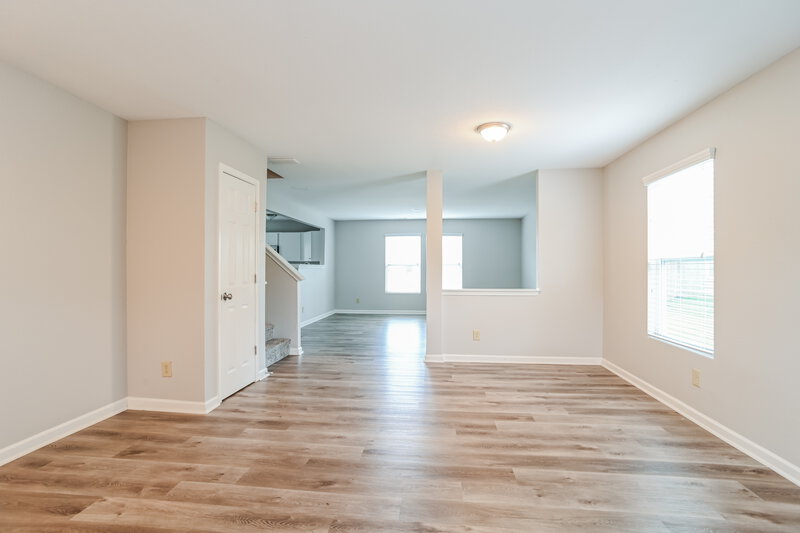 1,965/Mo, 13921 Lawrence Farm Ln Charlotte, NC 28278 Living Room View 2