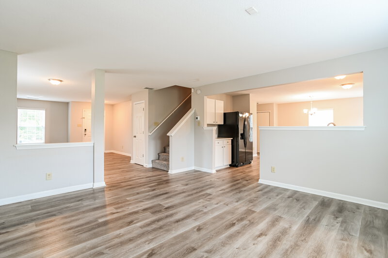 1,965/Mo, 13921 Lawrence Farm Ln Charlotte, NC 28278 Living Room View 3